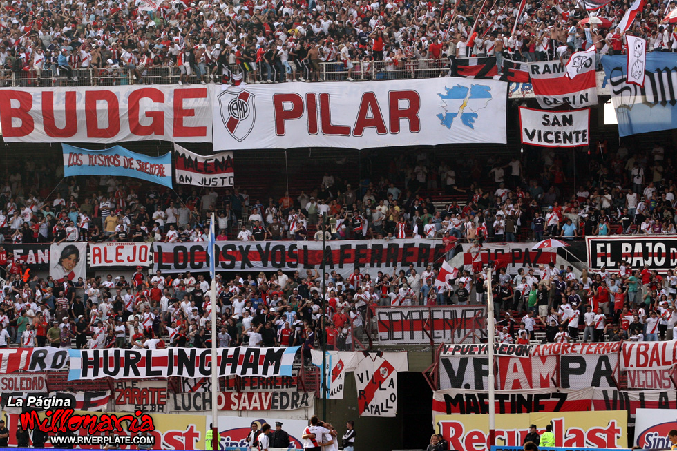 River Plate vs Independiente (CL 2009) 34