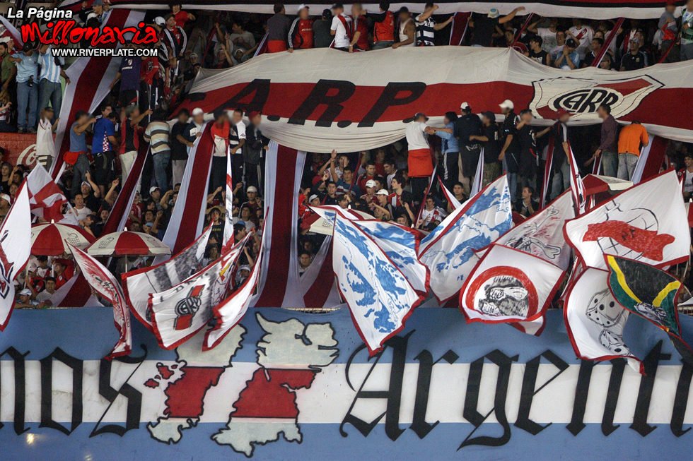 River Plate vs Lanús (CL 2009) 3