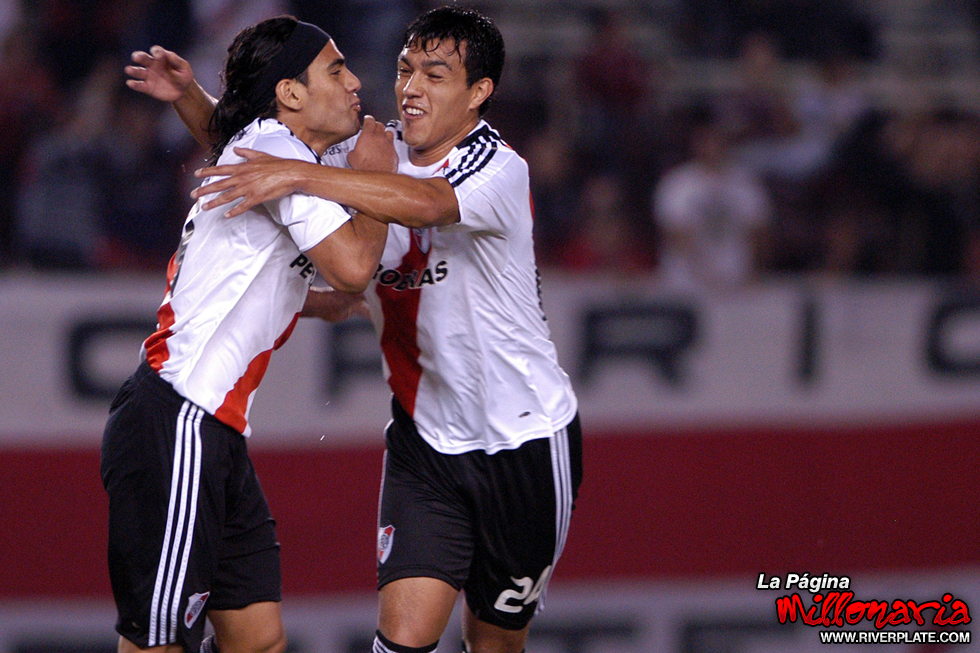River Plate vs Lanús (CL 2009) 6