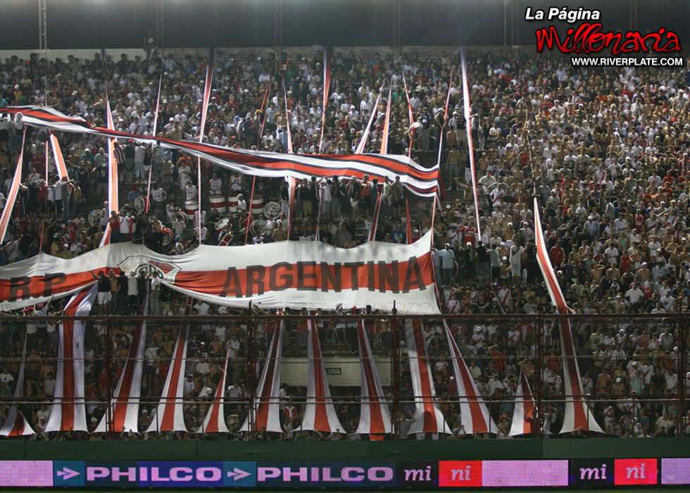 Argentinos Jrs vs River Plate (AP 2009) 18