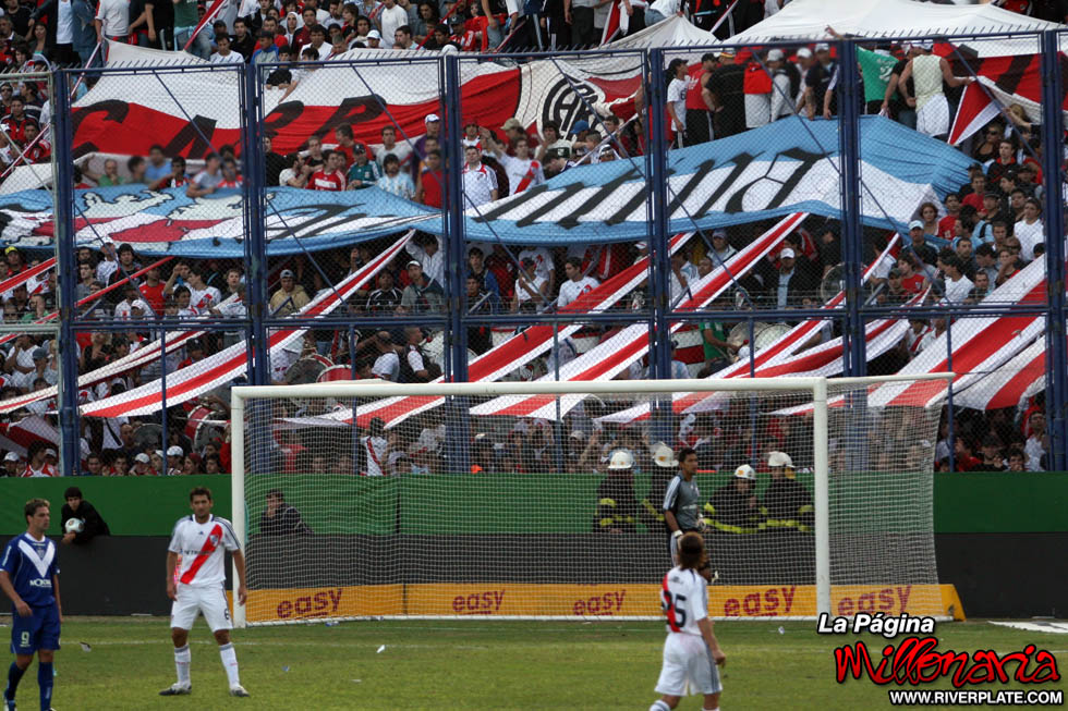 Velez Sarsfield vs River Plate (AP 2009) 12