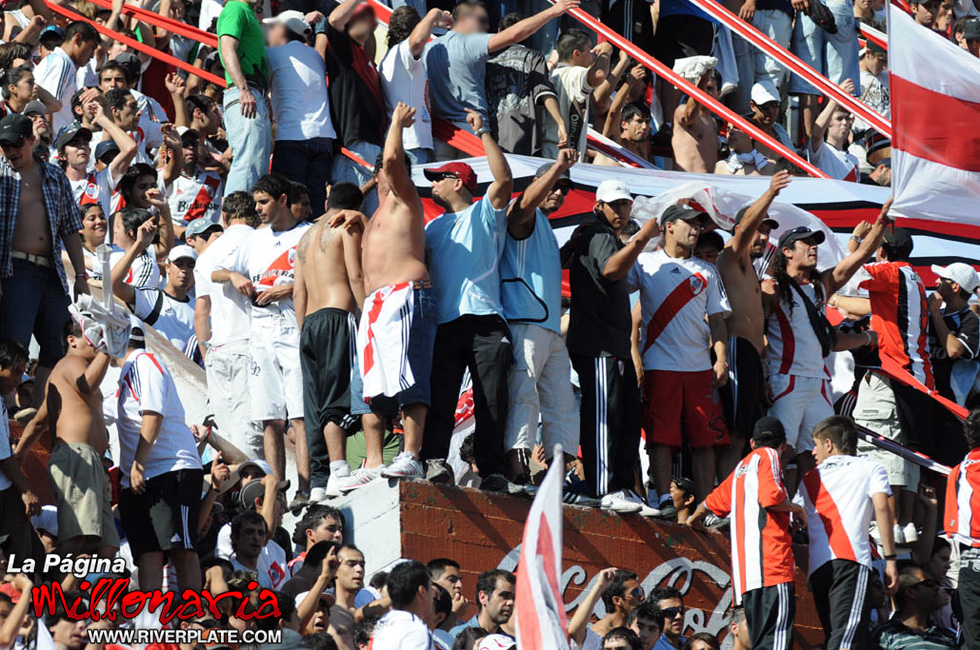 River Plate vs Argentinos Jrs (AP 2008) 13