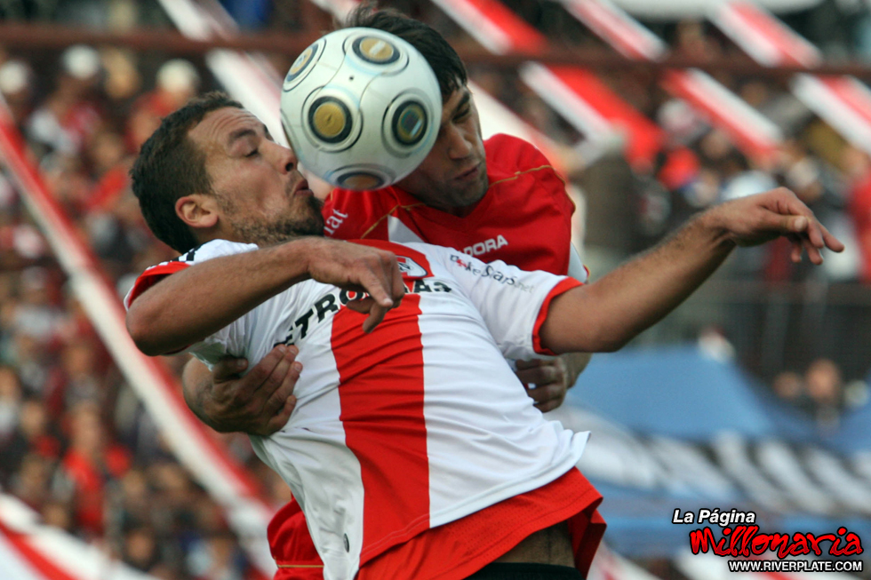 Argentinos Jrs vs River Plate (CL 2009) 4