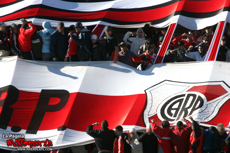 Argentinos Jrs vs River Plate (CL 2009) 17