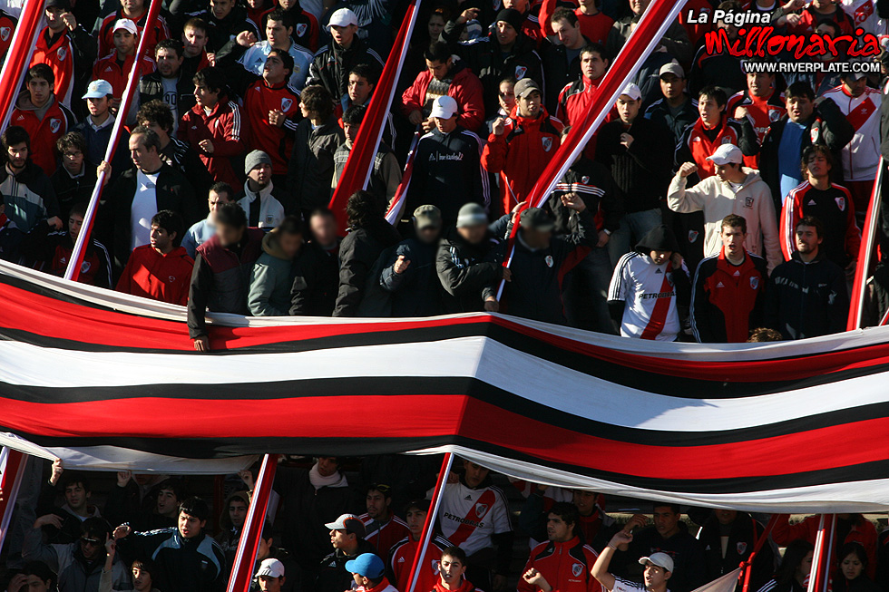 Argentinos Jrs vs River Plate (CL 2009) 20