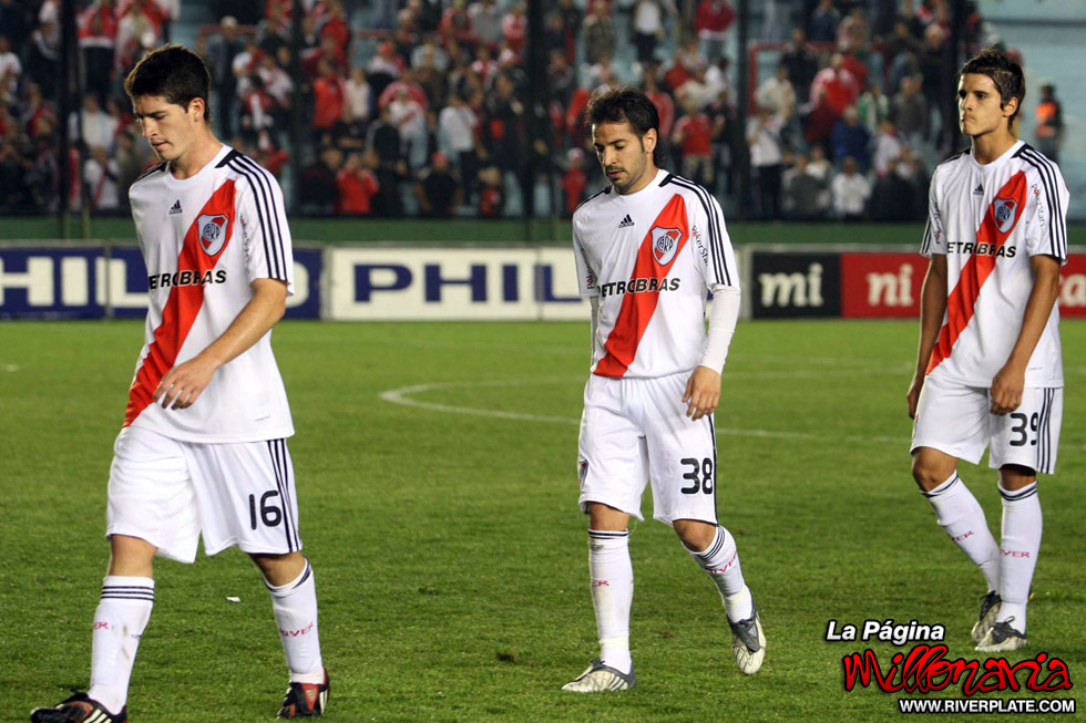 Arsenal vs River Plate (AP 2009) 1