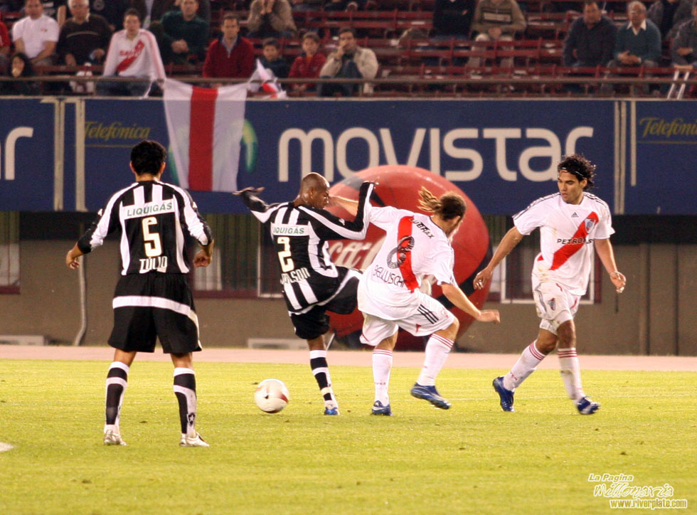 River Plate vs Botafogo (SUD 2007) 20