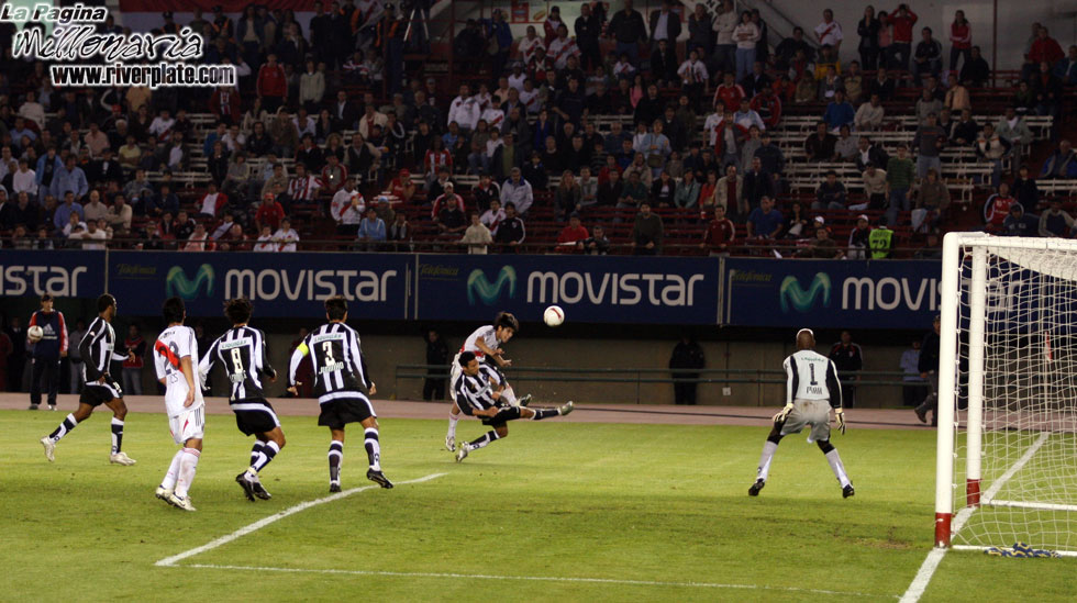River Plate vs Botafogo (SUD 2007) 23