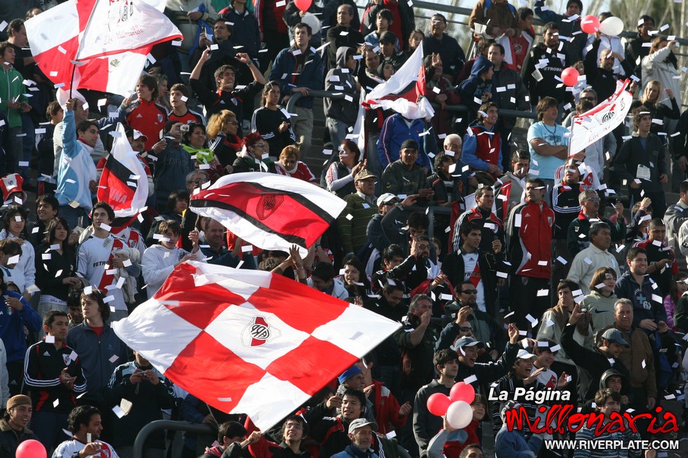 Godoy Cruz vs River Plate (CL 2009) 23