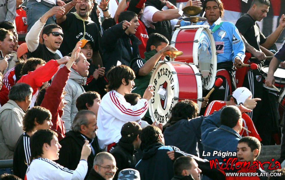 Godoy Cruz vs River Plate (CL 2009) 25