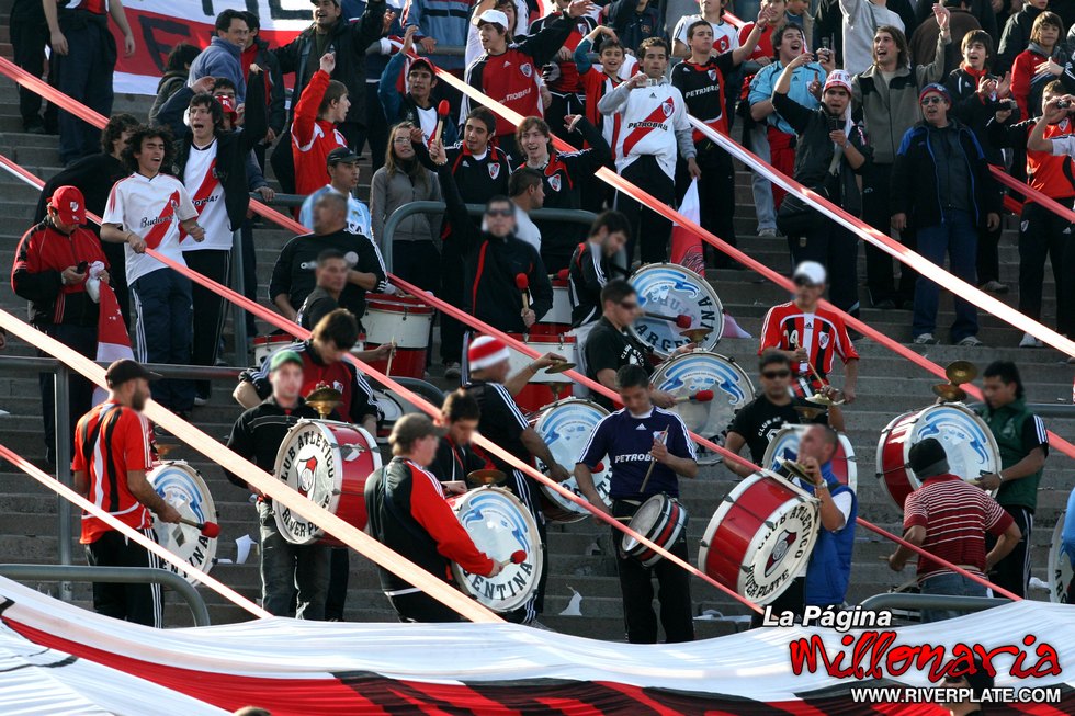 Godoy Cruz vs River Plate (CL 2009) 28