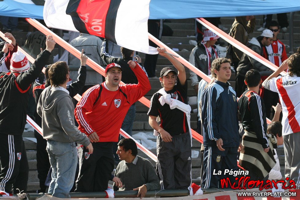 Godoy Cruz vs River Plate (CL 2009) 39