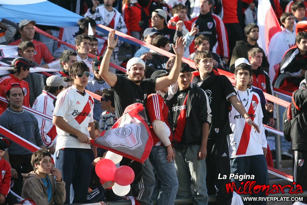 Godoy Cruz vs River Plate (CL 2009) 48
