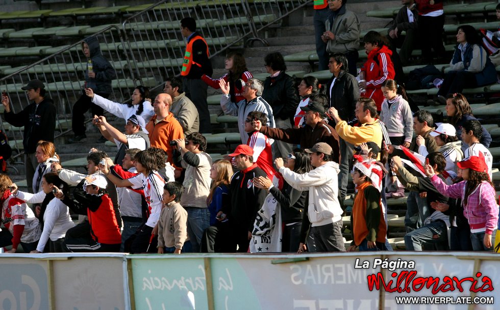 Godoy Cruz vs River Plate (CL 2009) 54