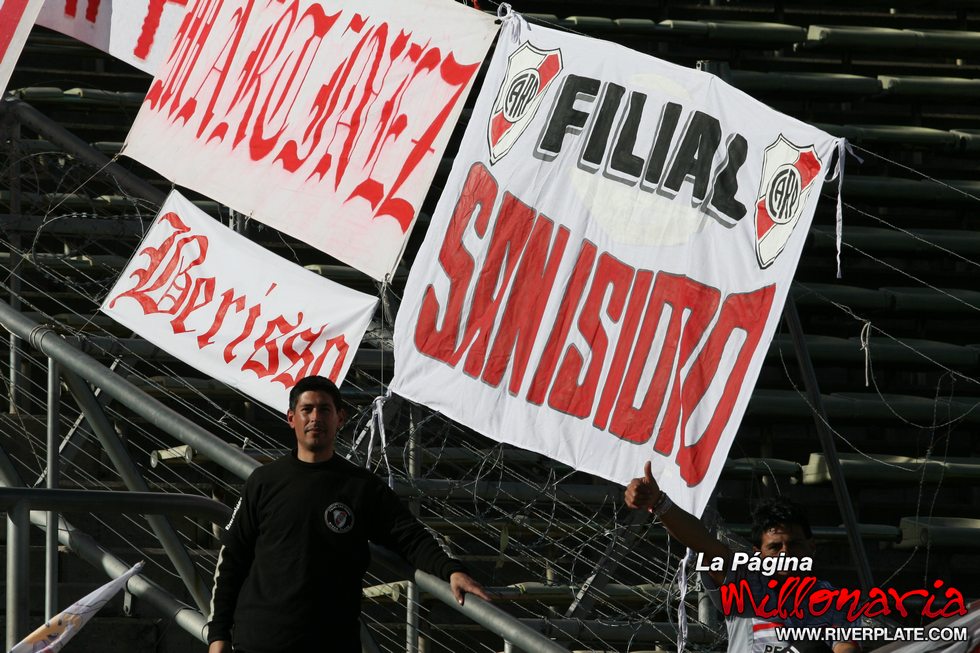 Godoy Cruz vs River Plate (CL 2009) 66