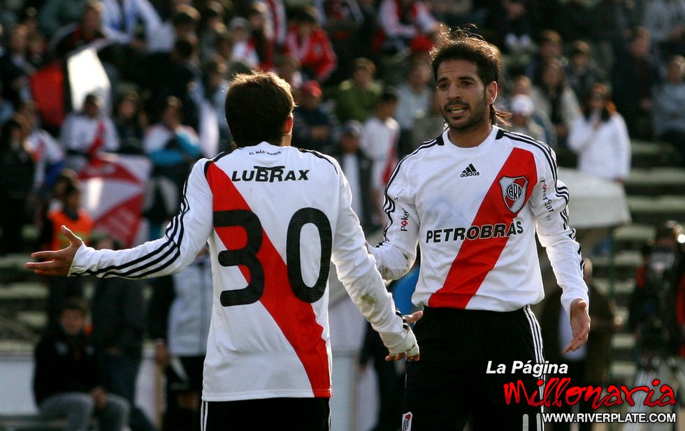 Godoy Cruz vs River Plate (CL 2009) 2