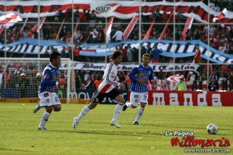Godoy Cruz vs River Plate (CL 2009) 12
