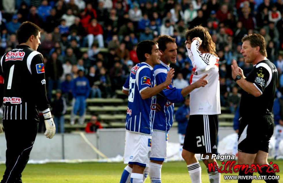 Godoy Cruz vs River Plate (CL 2009) 13