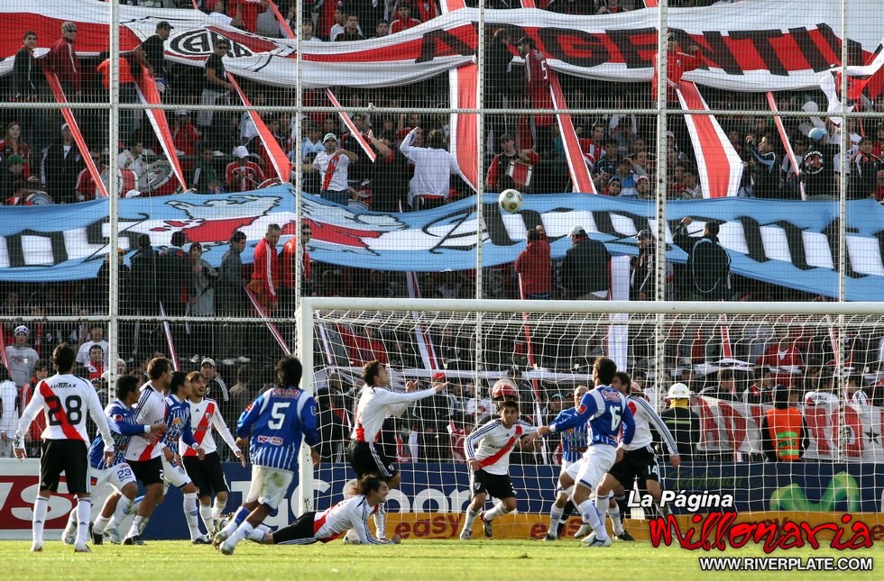 Godoy Cruz vs River Plate (CL 2009) 15