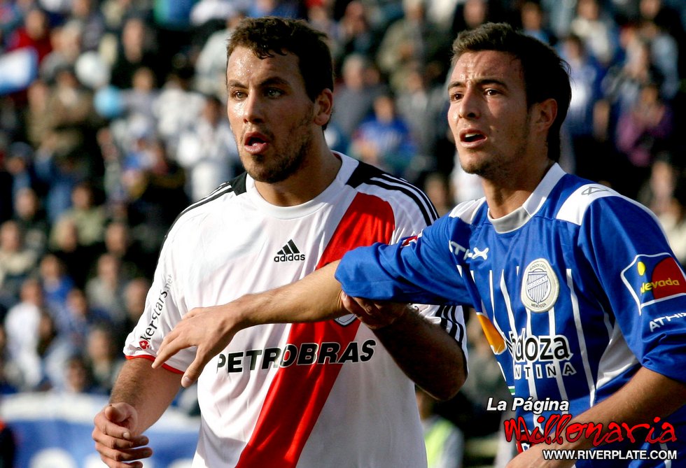 Godoy Cruz vs River Plate (CL 2009) 17