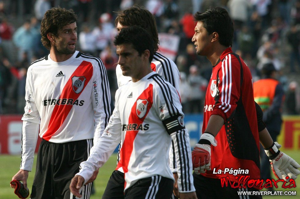 Godoy Cruz vs River Plate (CL 2009) 20