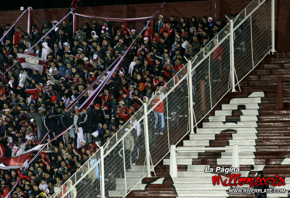 Lanús vs River Plate (SUD 2009) 10