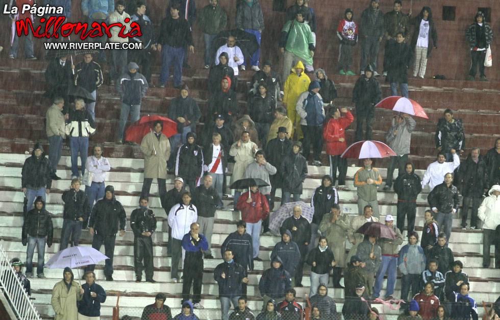 Lanús vs River Plate (SUD 2009) 17