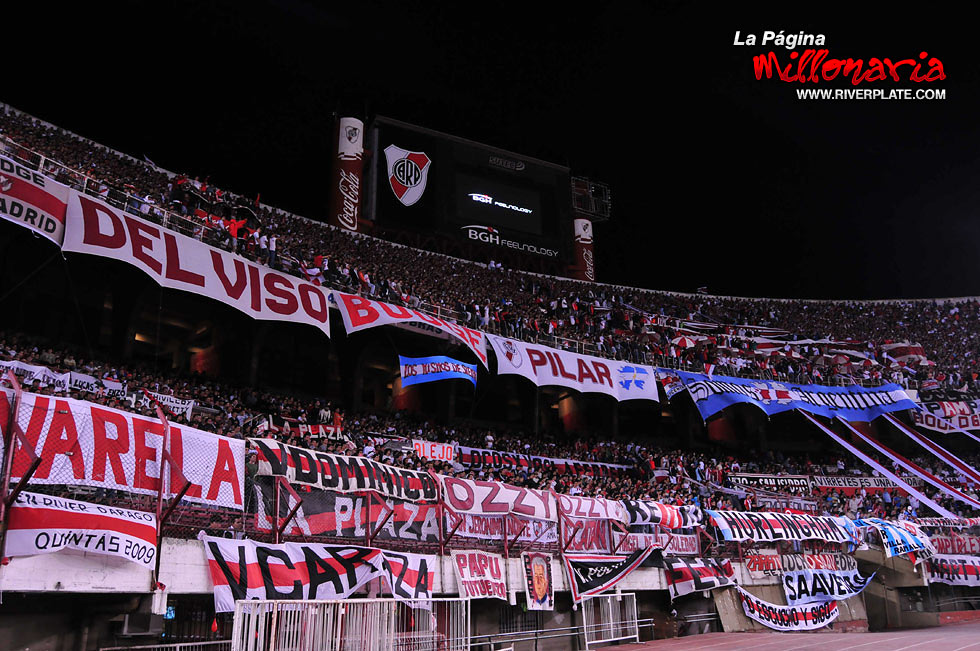 River Plate vs Nacional (URU) (LIB 2009) 13