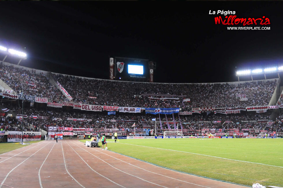 River Plate vs Nacional (URU) (LIB 2009) 14