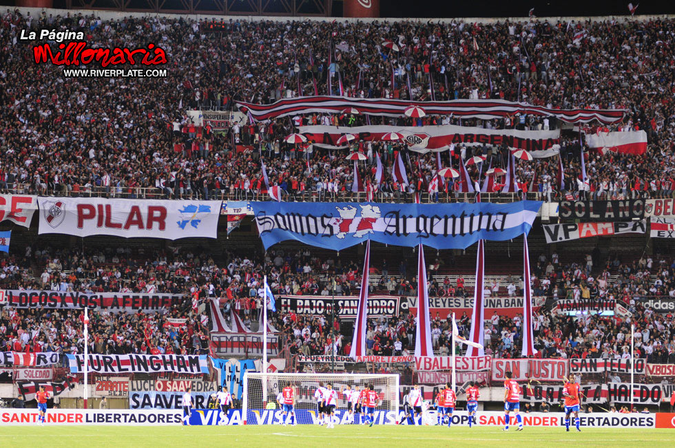 River Plate vs Nacional (URU) (LIB 2009) 20