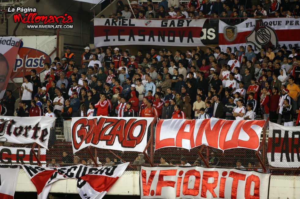 River Plate vs Nacional (URU) (LIB 2009) 39