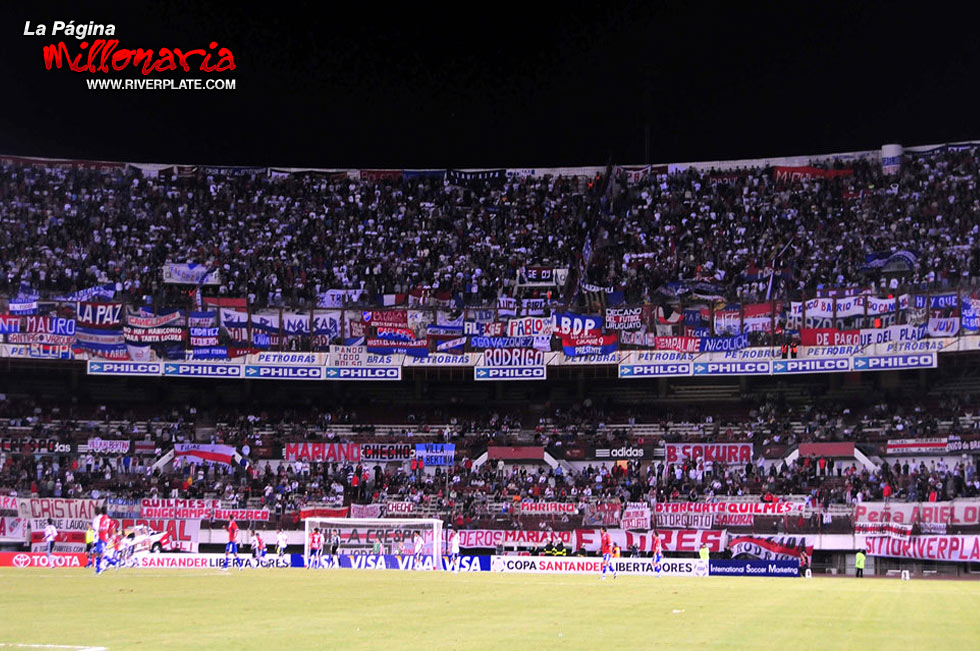 River Plate vs Nacional (URU) (LIB 2009) 41