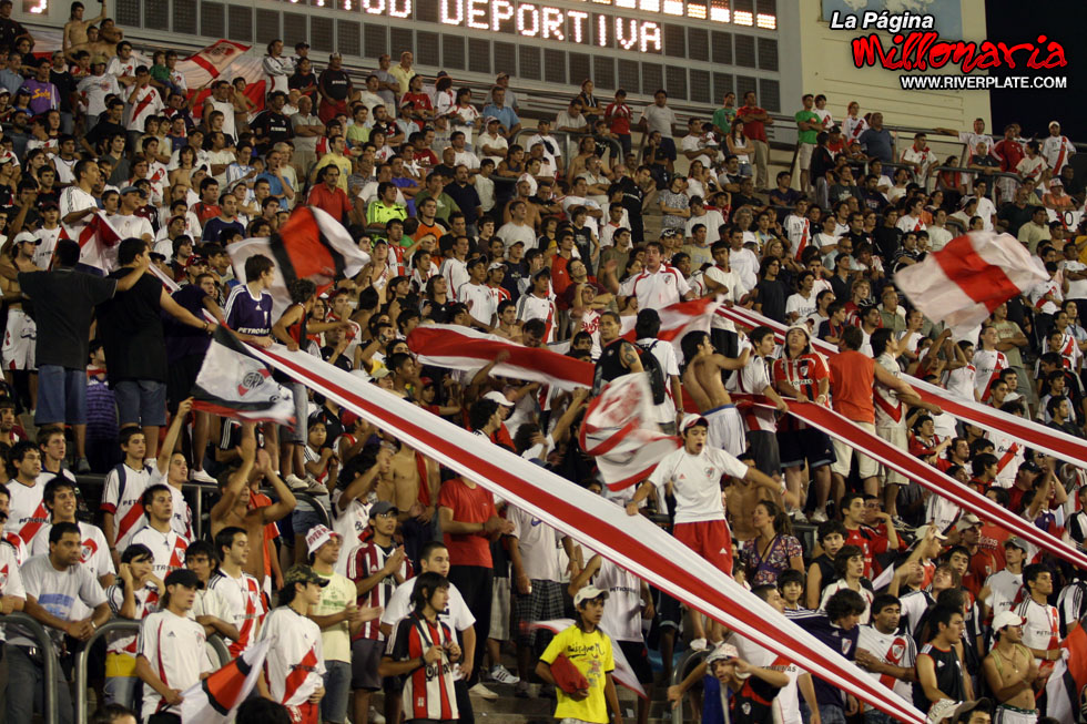 River Plate vs Independiente (Mendoza 2009) 6