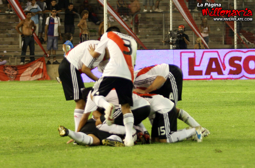 River Plate vs Independiente (Mendoza 2009) 5