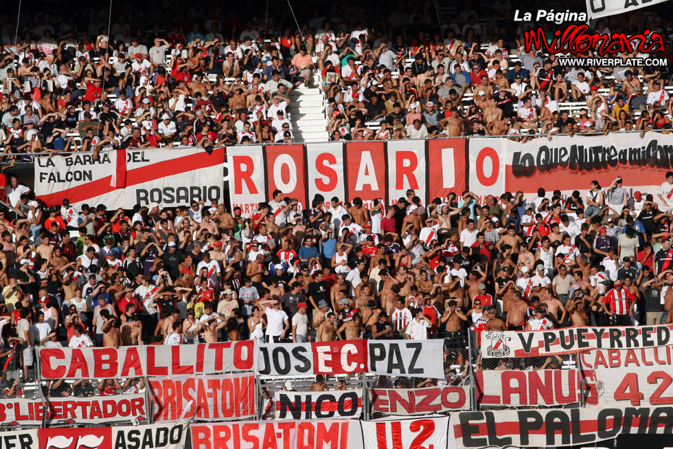 River Plate vs Banfield (CL 2010) 6