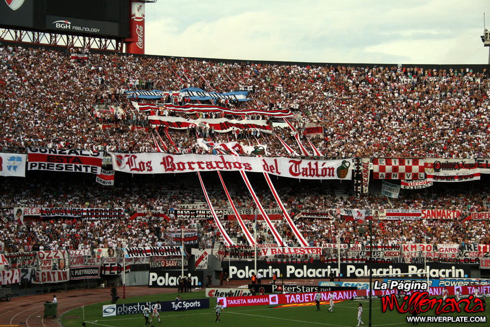 River Plate vs Banfield (CL 2010) 1
