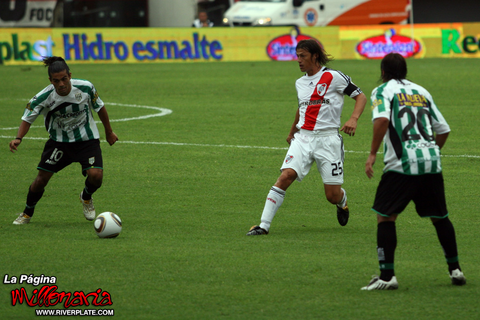 River Plate vs Banfield (CL 2010) 10