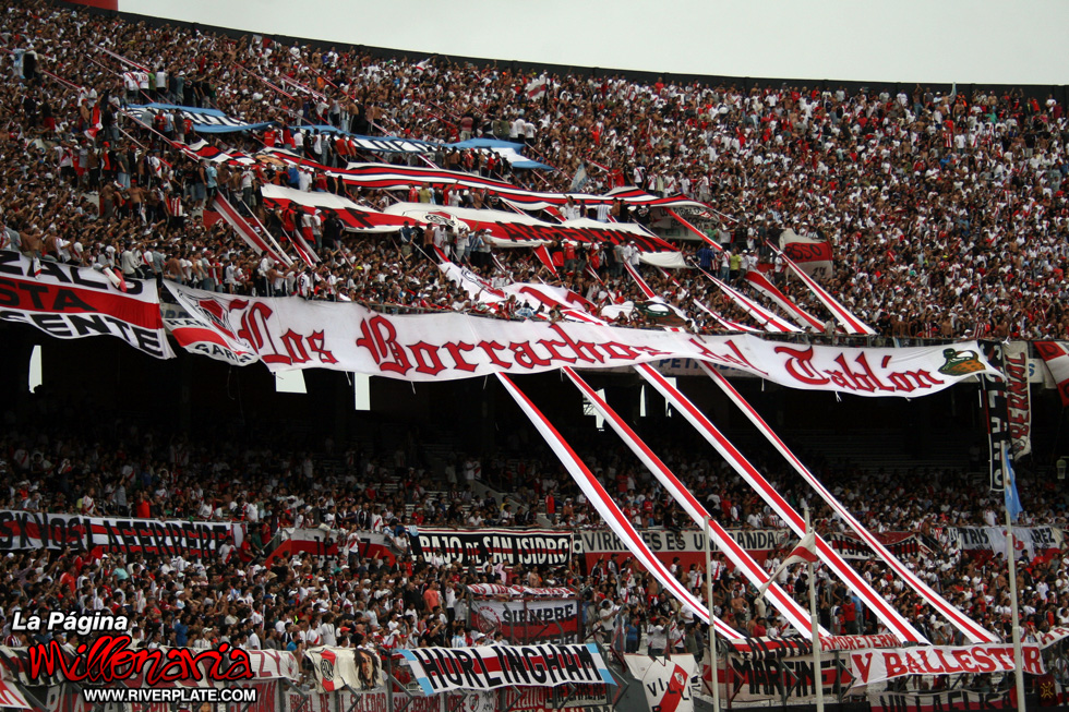 River Plate vs Banfield (CL 2010) 5
