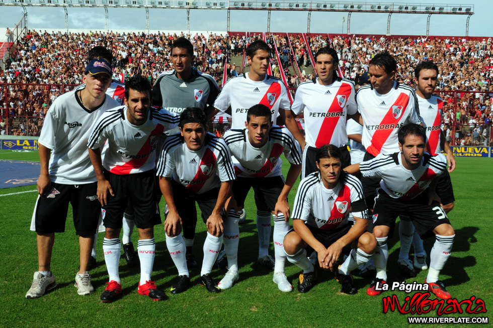 Chacarita Juniors vs River Plate (CL 2010) 4