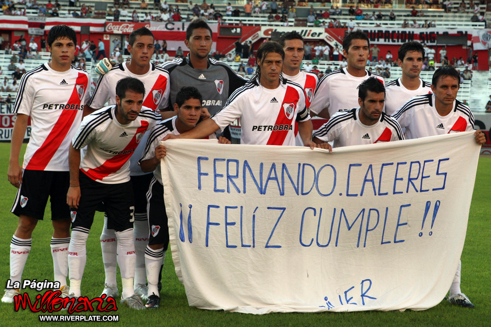 River Plate vs Rosario Central (CL 2010) 2