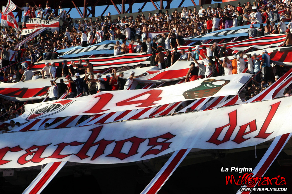 River Plate vs Rosario Central (CL 2010) 3