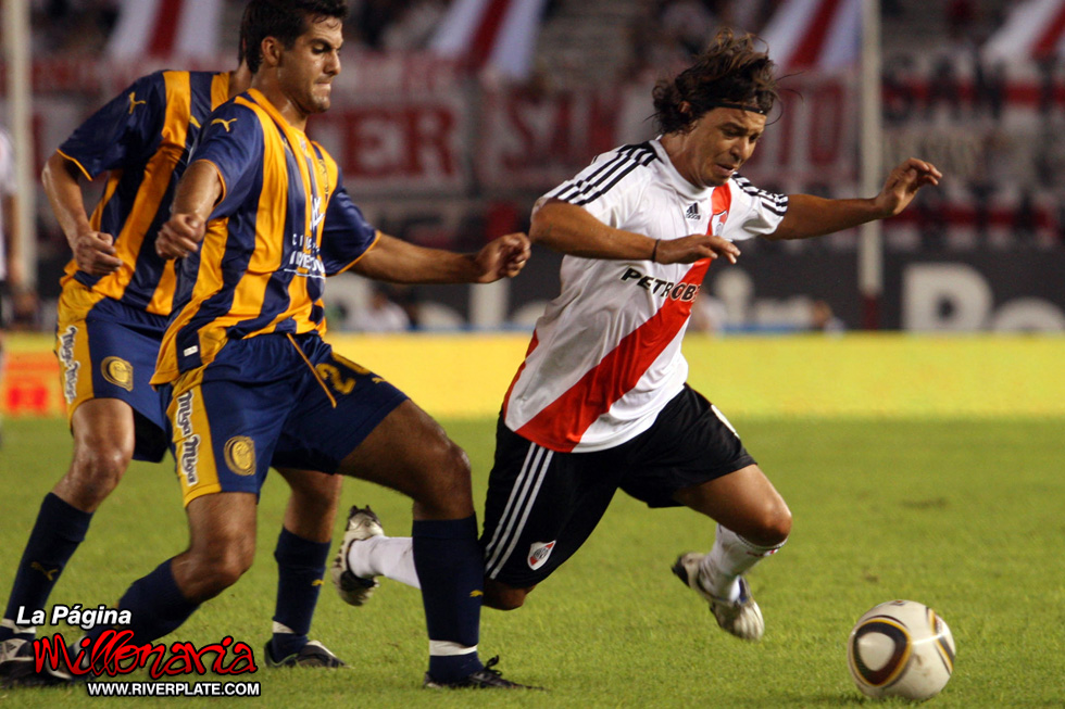 River Plate vs Rosario Central (CL 2010) 6