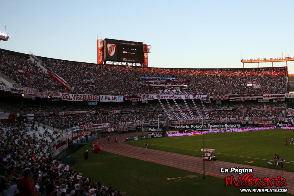 River Plate vs Rosario Central (CL 2010) 7