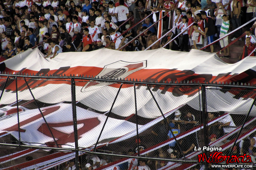 Colón vs River Plate (CL 2010) 1