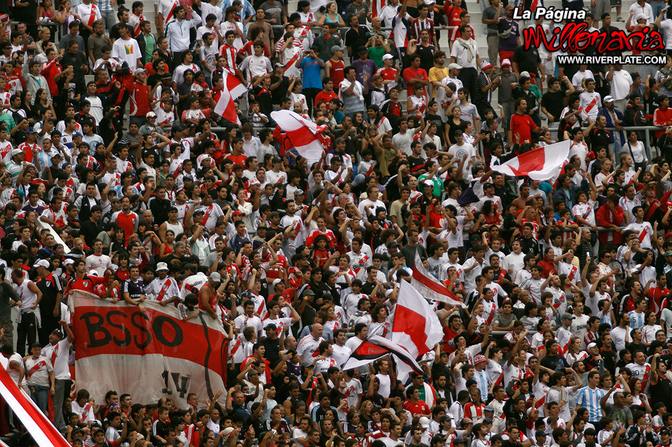 River Plate vs Arsenal (CL 2010) 5