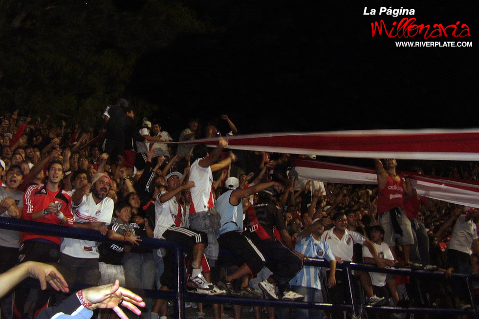 Gimnasia LP vs River Plate (CL 2010) 13