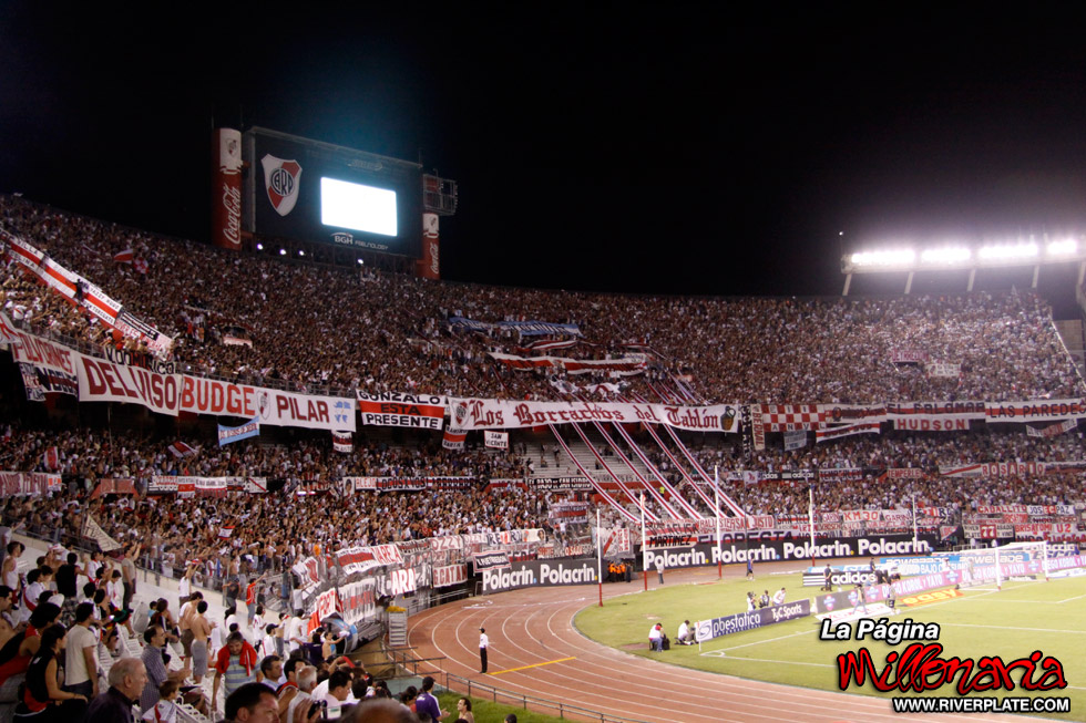 River Plate vs San Lorenzo (CL 2010) 16