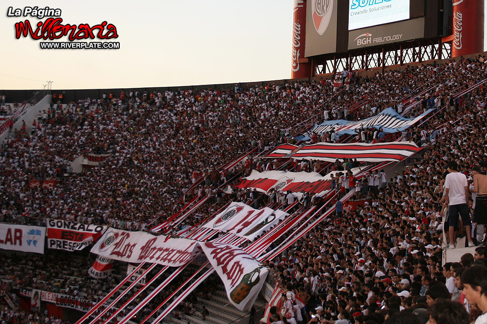 River Plate vs San Lorenzo (CL 2010) 21