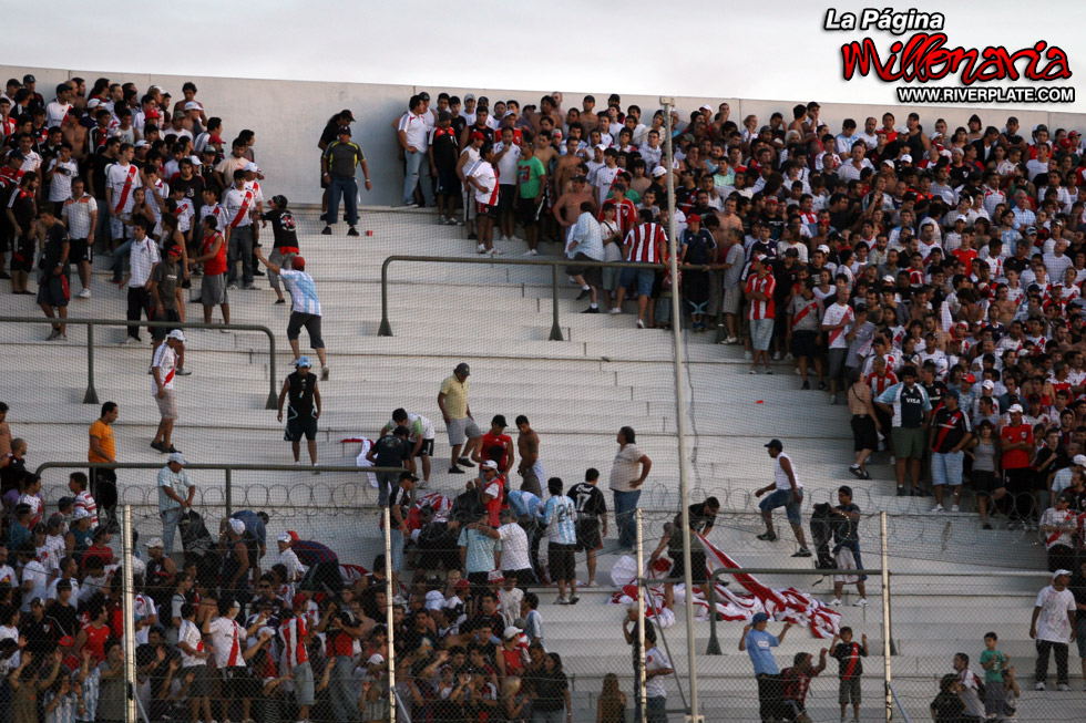 Independiente vs River Plate (CL 2010) 14