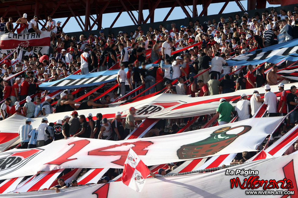River Plate vs Huracan (CL 2010)